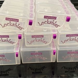 Craftmates Lockable compartments